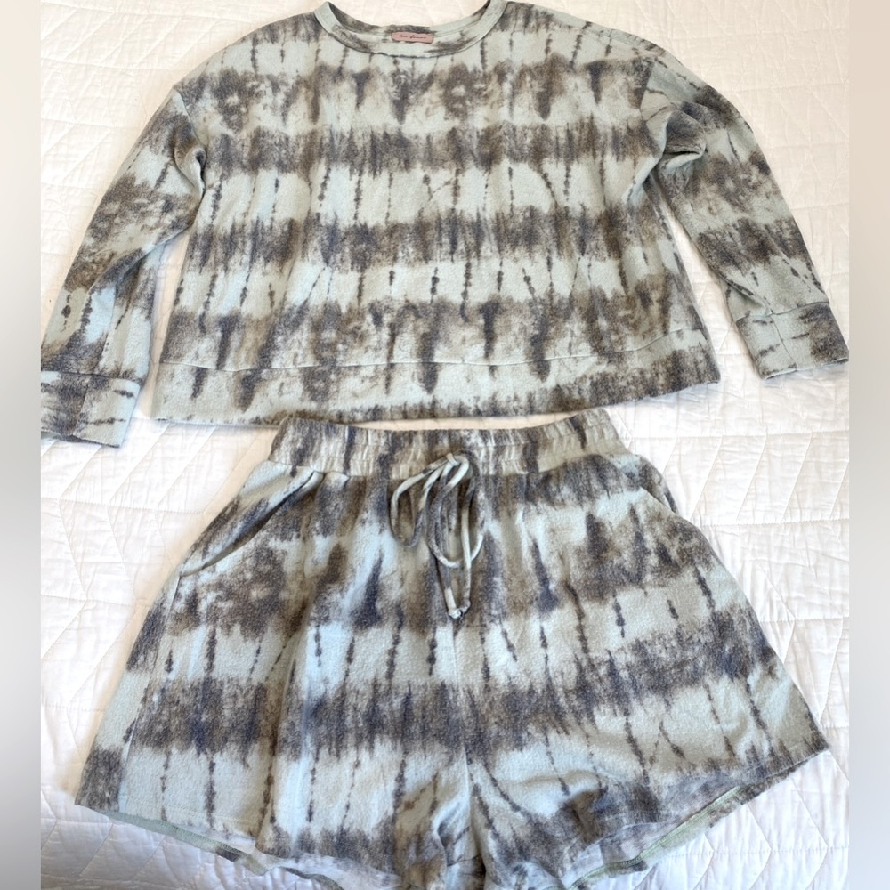 Ces Femme Tie Dye Lounge Set
